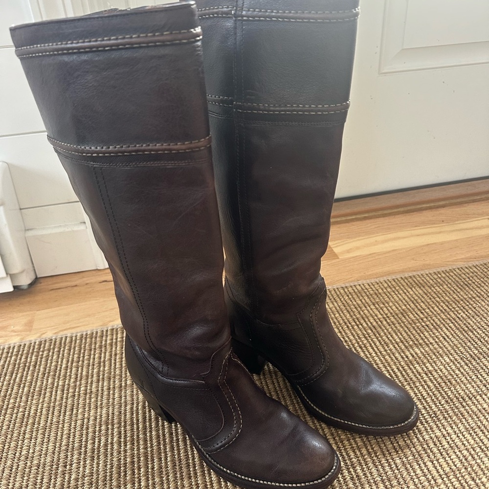 FRYE Brown  Leather Pull on Cowboy Boots